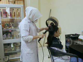 Laboratorium Tata Kecantikan Kulit dan Rambut